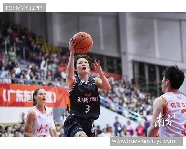 终极武器无需发力中国女篮51分大胜斩获开门红