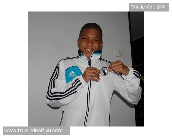 TF1节目：姆巴佩&德尚等人鼓励博格巴